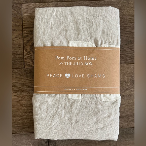 Bedding Jilly Box Peace And Love Pillowcases Poshmark